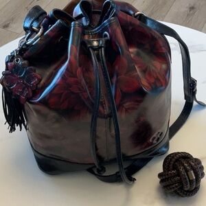Patricia Nash bucket bag